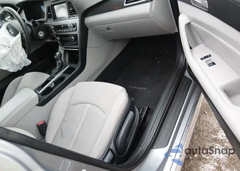 2017 Hyundai Sonata Sport z USA, uszkodzony, nr VIN 5NPE34AF3HH542182